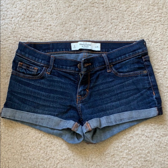 Abercrombie & Fitch Pants - Jean shorts